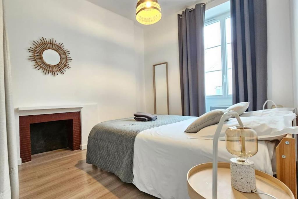 Superbe Appartement 2 Chambres Au Coeur De Pau Ngoại thất bức ảnh
